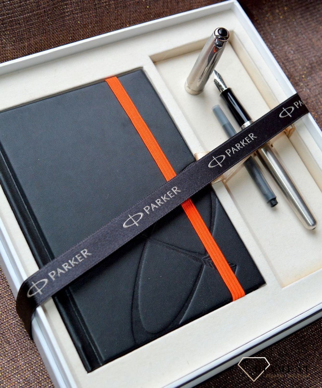 Zestaw Parker Pióro Wieczne z czarnym Notesem 1889088. Zestaw Parker z grawerem (1).JPG